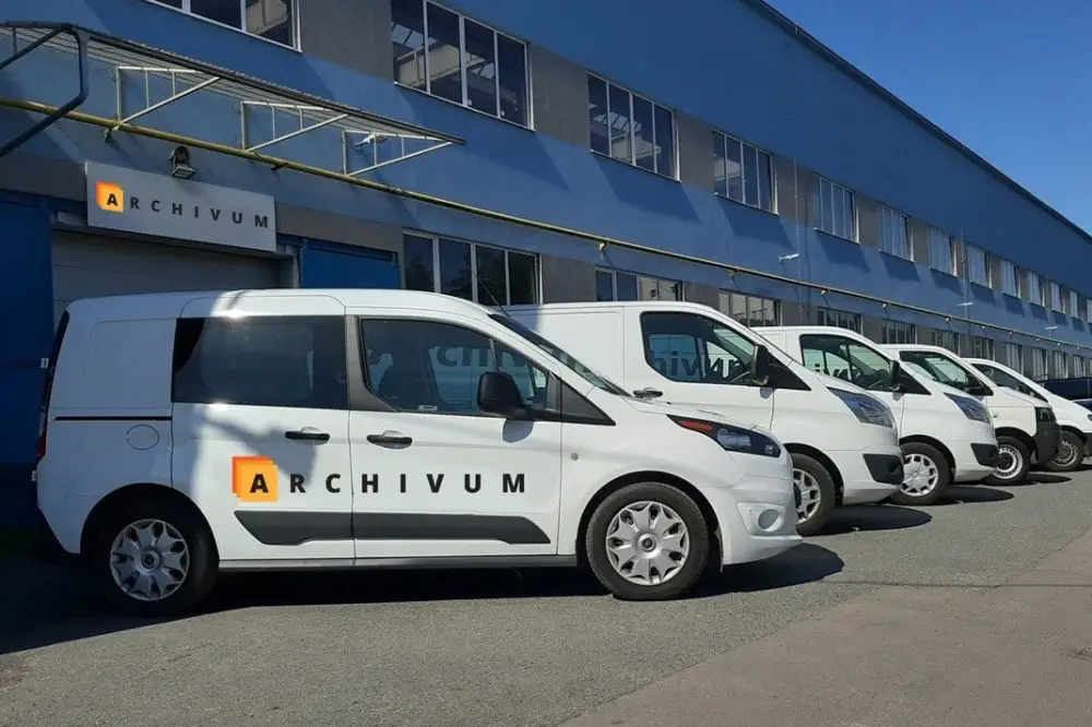 Vozový park ARCHIVUM — dodávky se svozem dokumentů